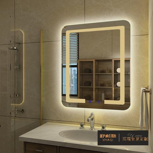 智能卫浴镜好用吗:防雾。 智能卫浴镜好用吗:防雾。